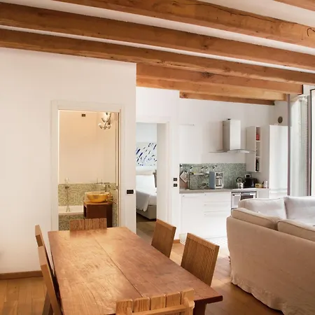 Apartment Wprelais Palm Fronds Milan